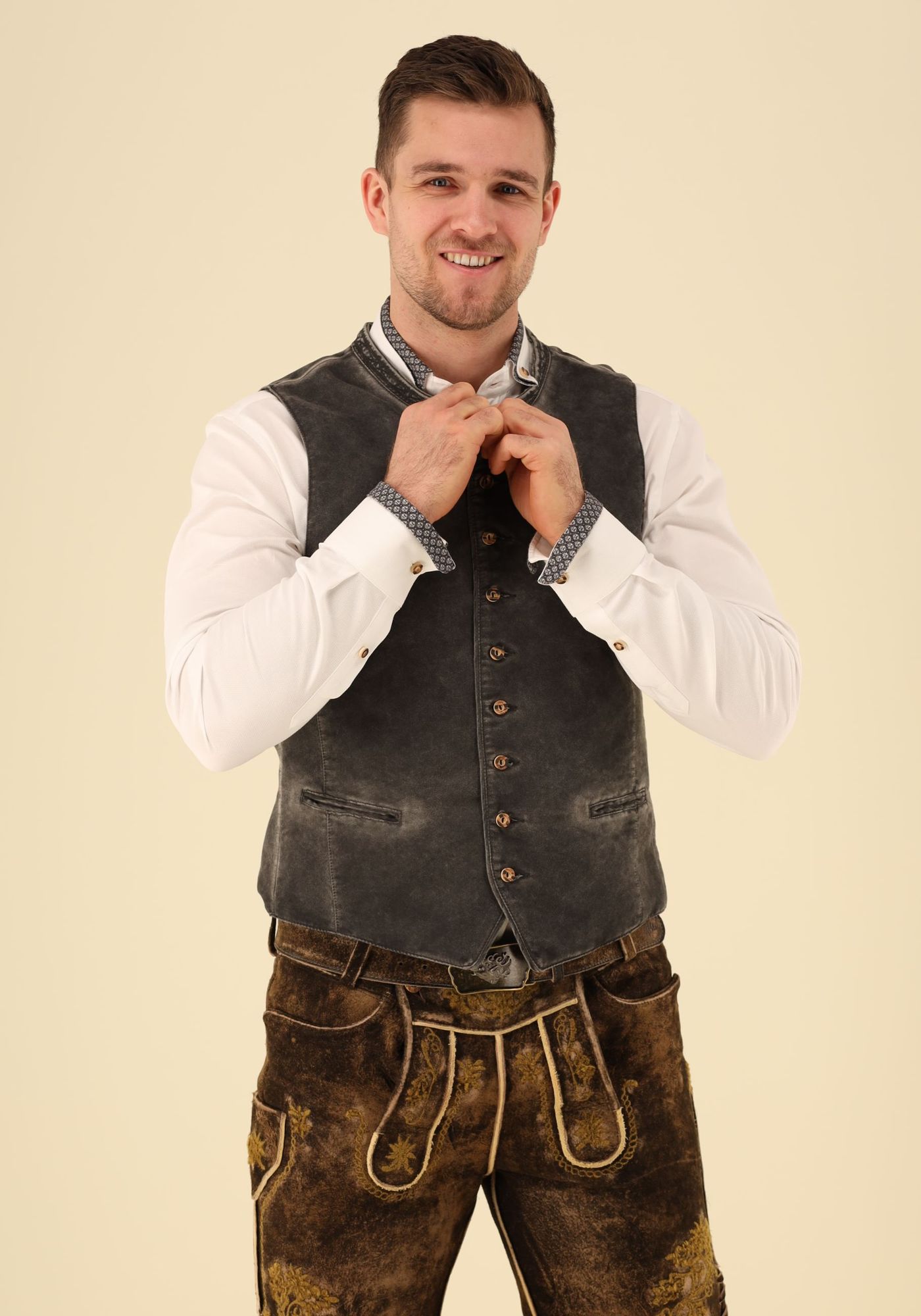 Gipfelstürmer Trachtenweste Slim Fit Torivi