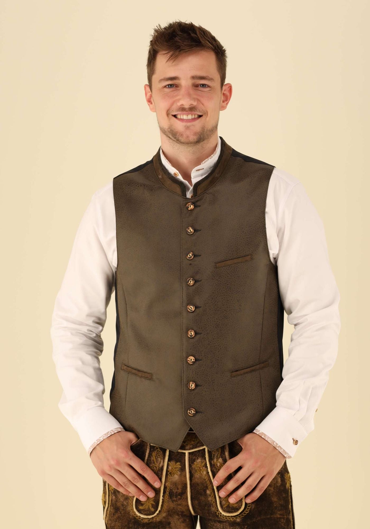Gipfelstürmer Trachtenweste Slim Fit Yorivo