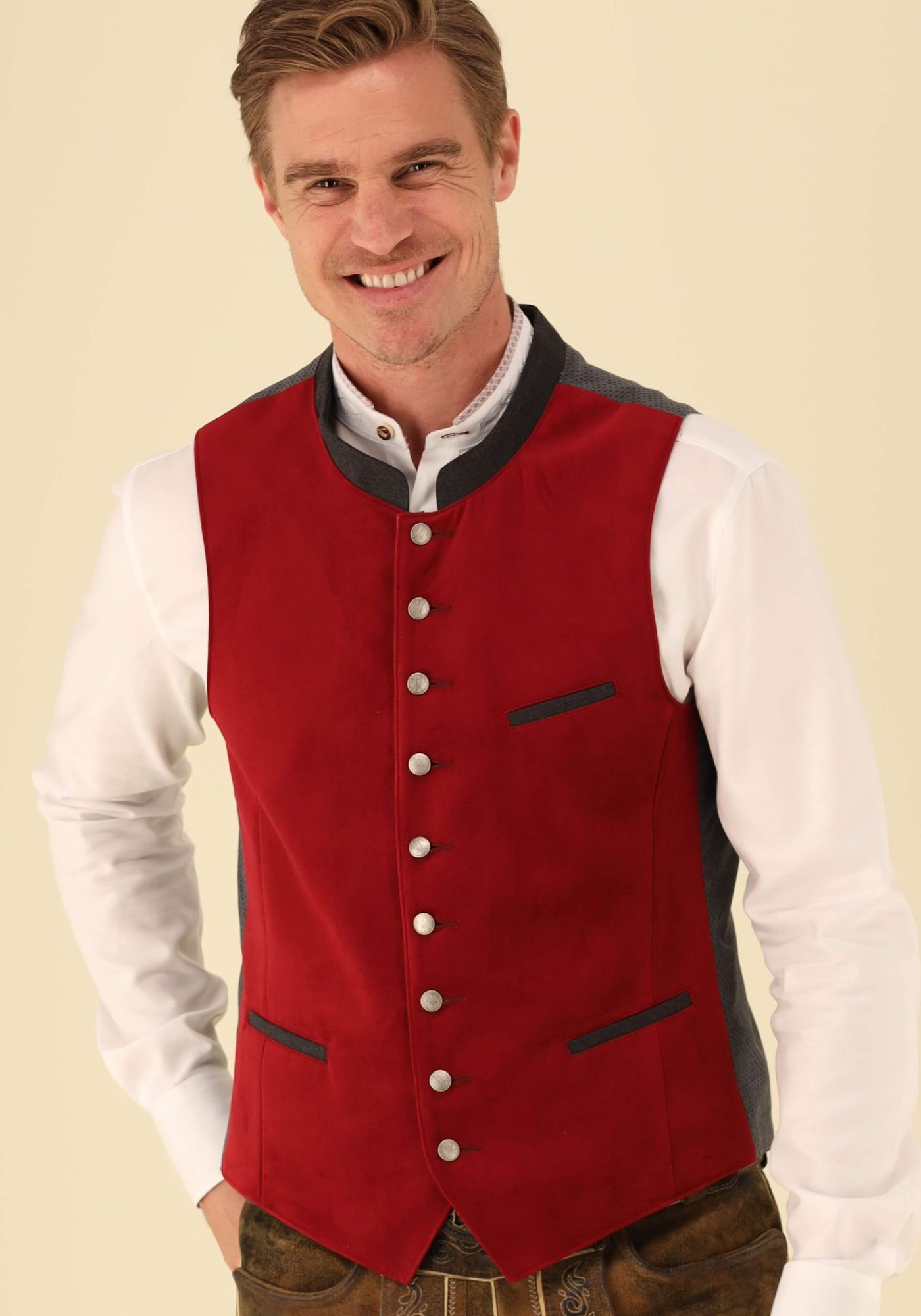 Gipfelstürmer Trachtenweste Slim Fit Elorut