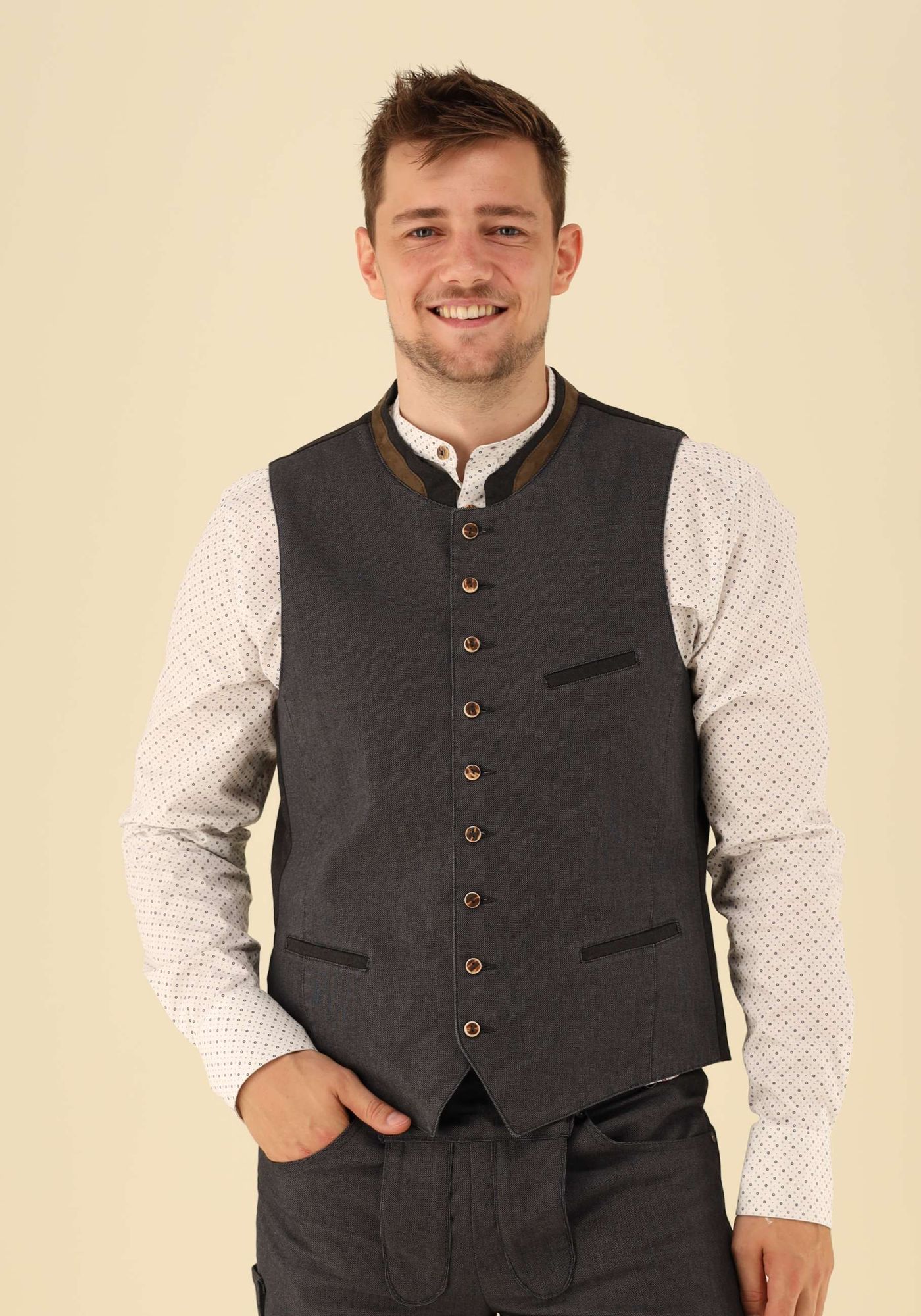 Gipfelstürmer Trachtenweste Slim Fit Stise