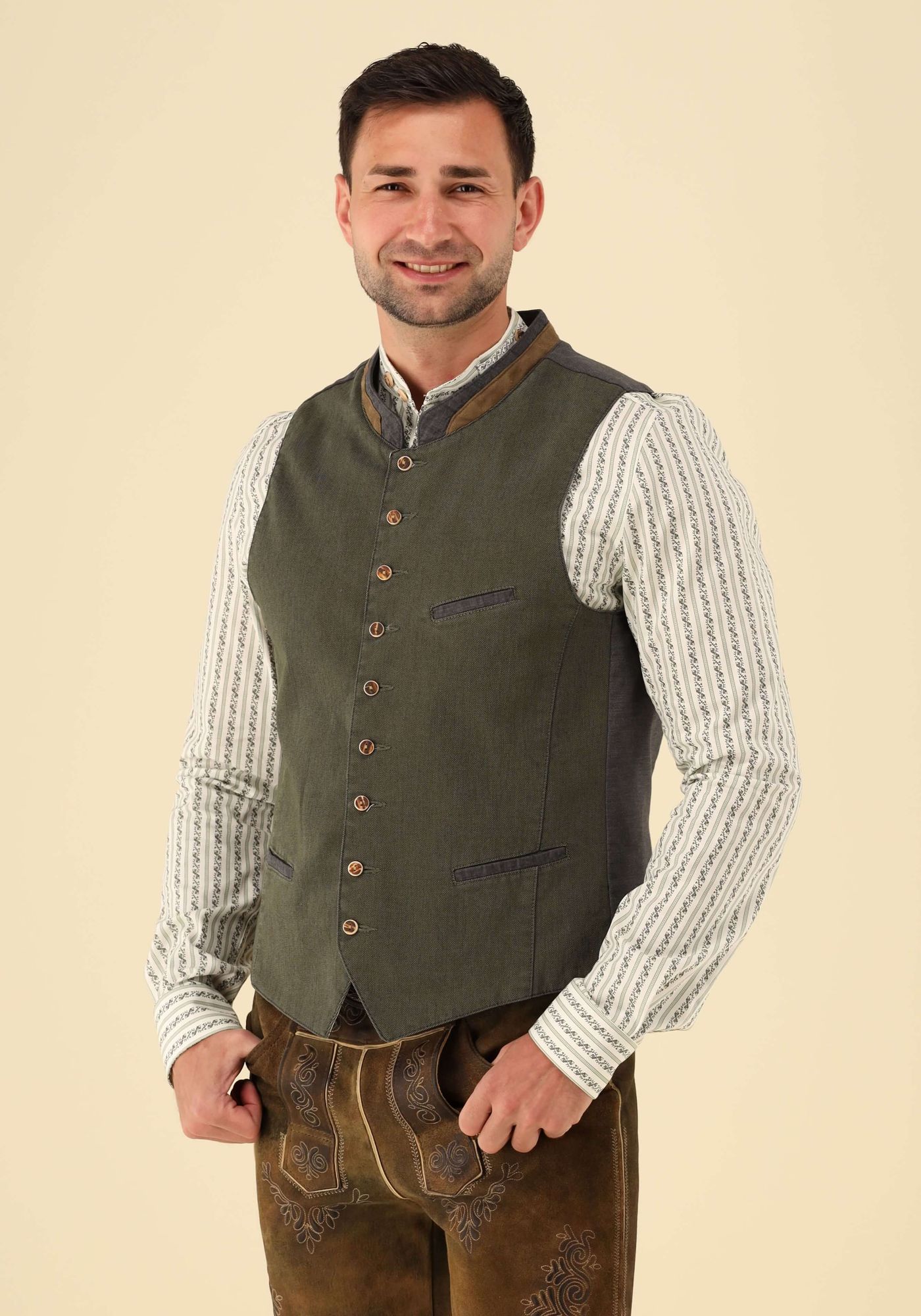 Gipfelstürmer Trachtenweste Slim Fit Stise