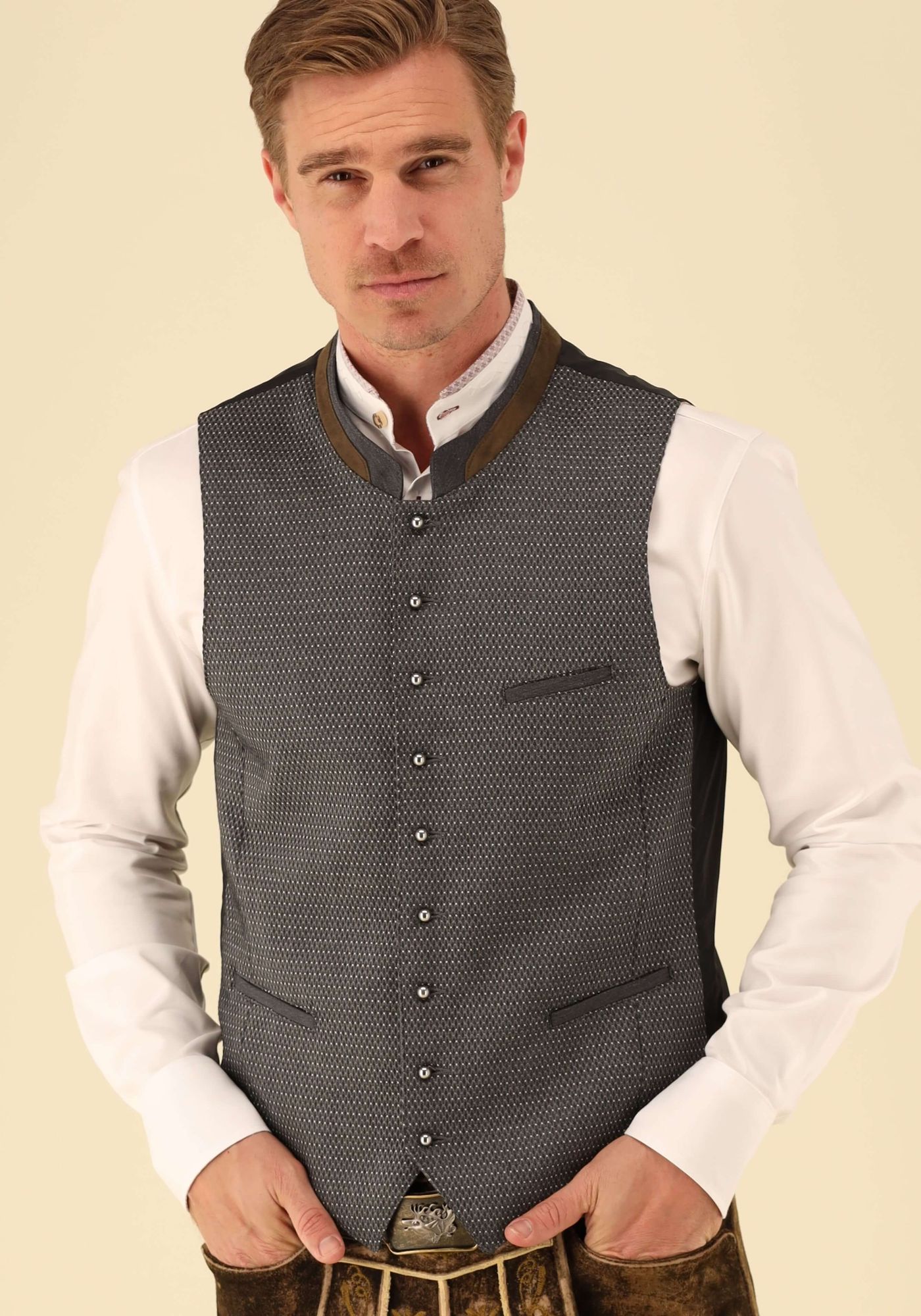 Gipfelstürmer Trachtenweste Slim Fit Dario