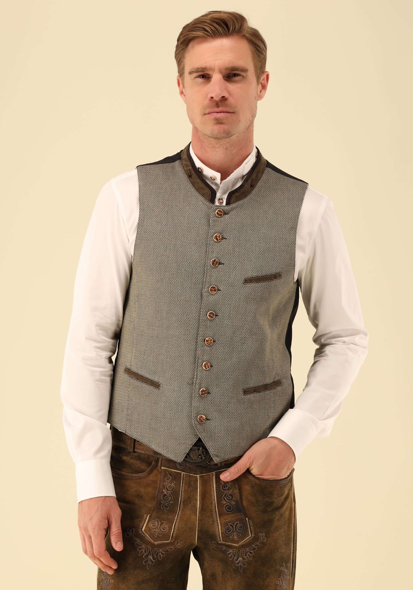 Gipfelstürmer Trachtenweste Slim Fit  Volano