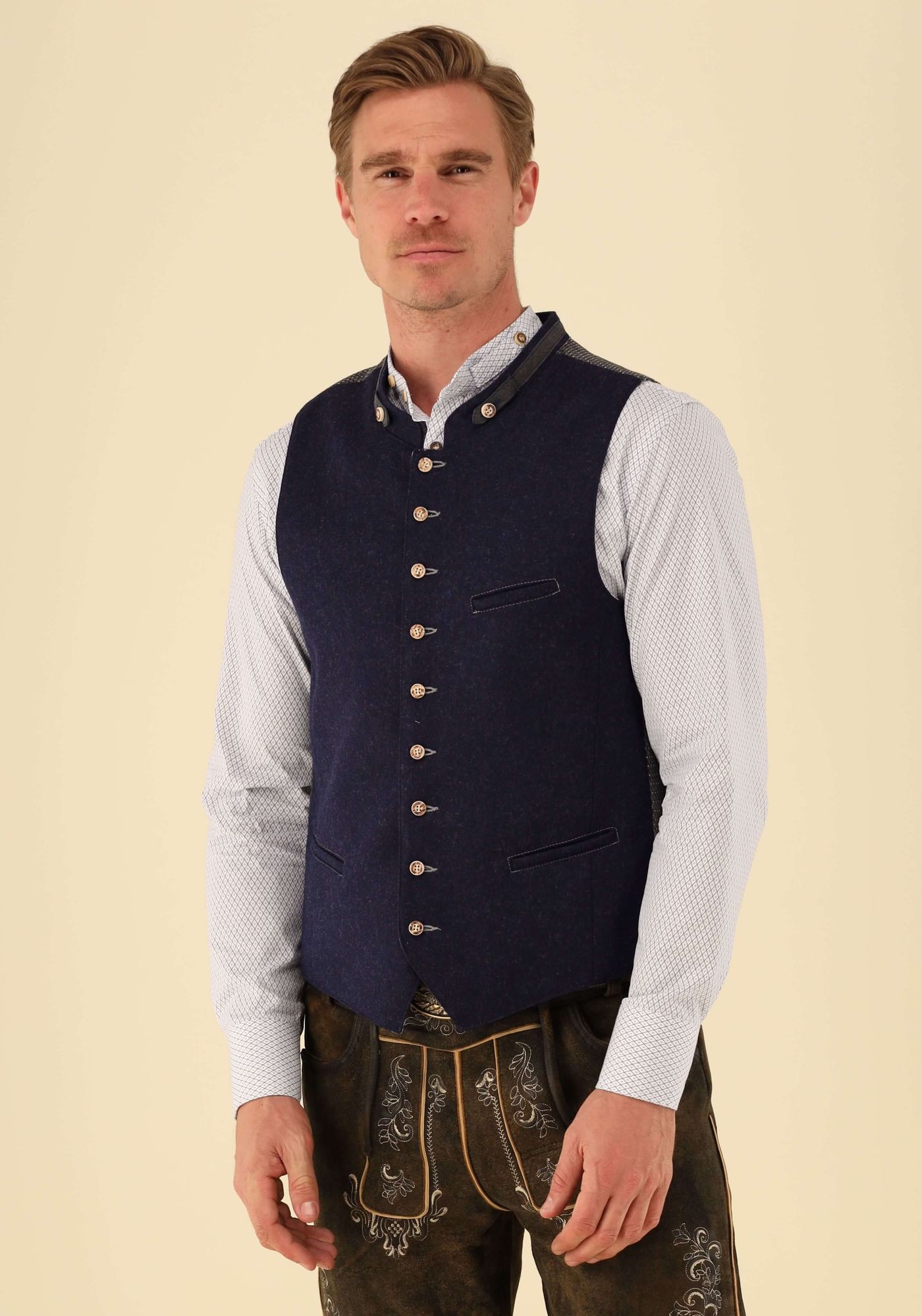 Gipfelstürmer Trachtenweste Slim Fit Bagil