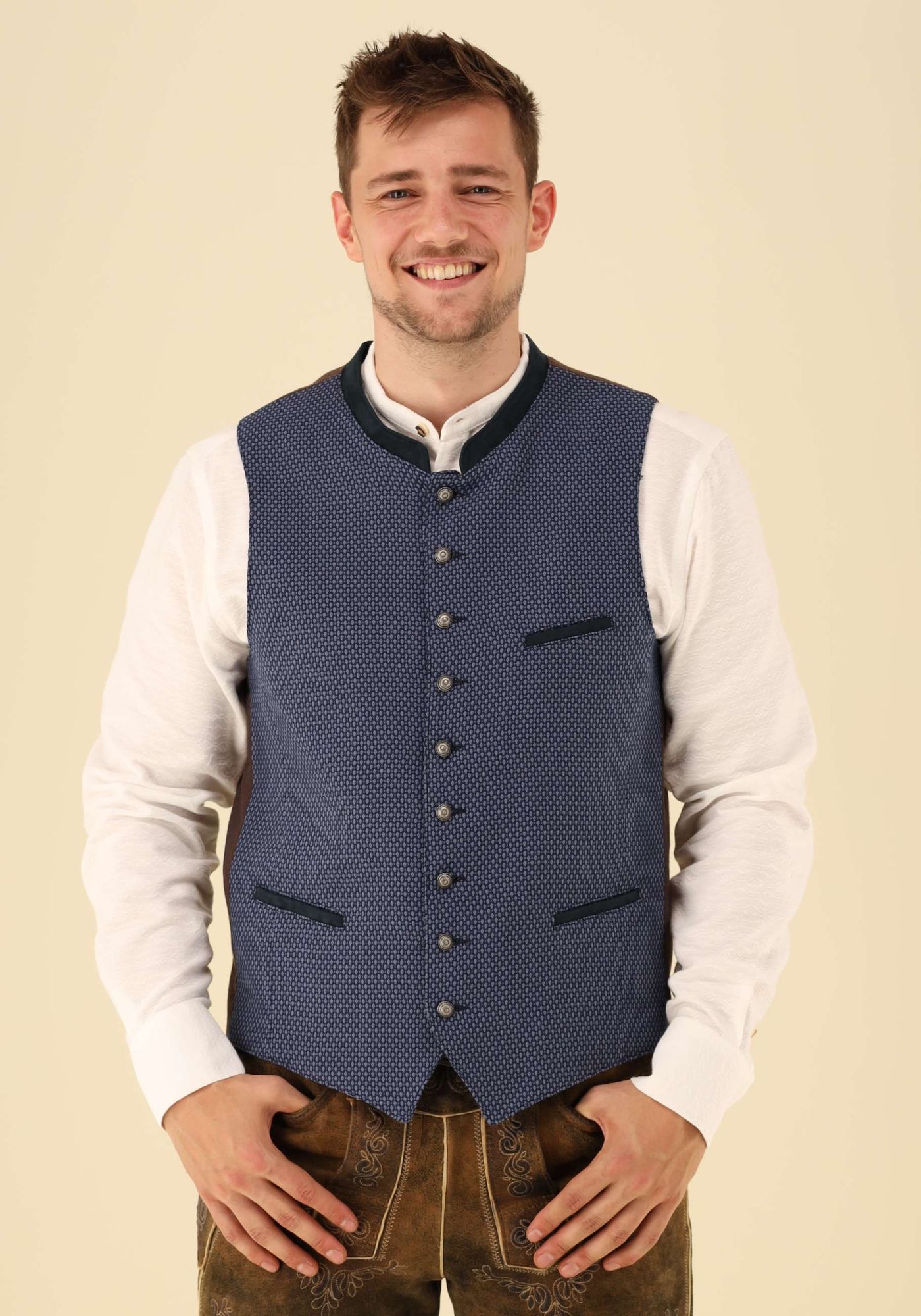 Gipfelstürmer Trachtenweste Slim Fit Umuwi