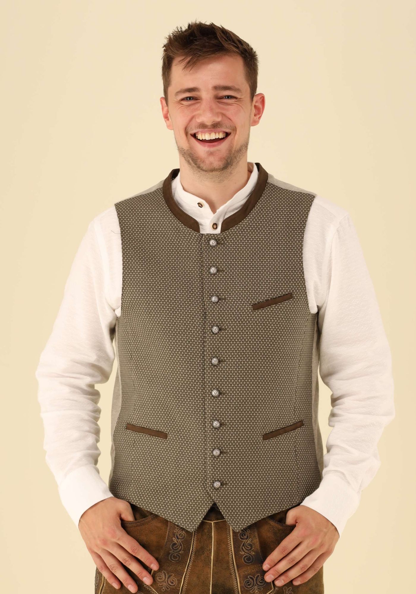 Gipfelstürmer Trachtenweste Slim Fit Umuwi