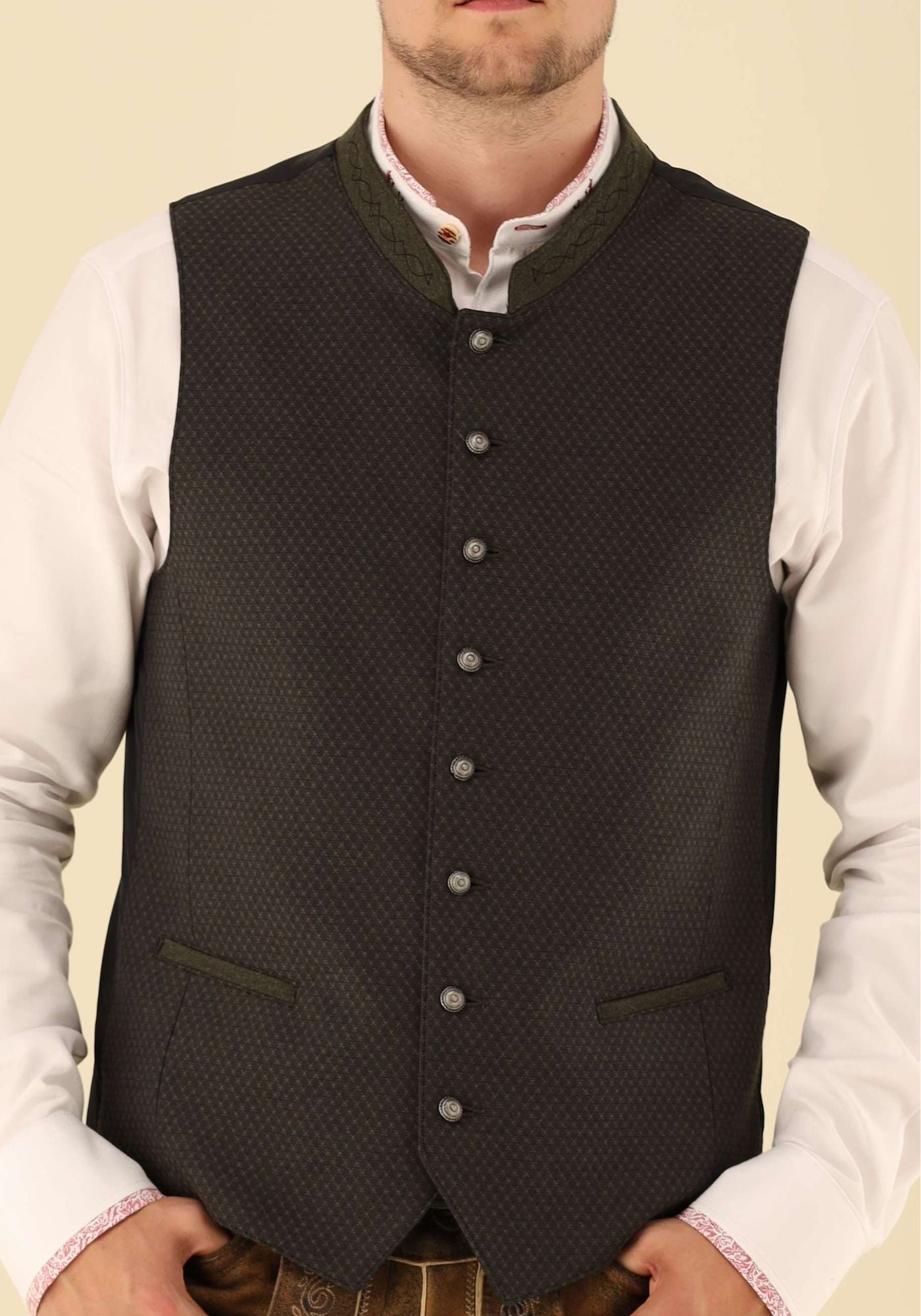Gipfelstürmer Trachtenweste Slim Fit Zurevi