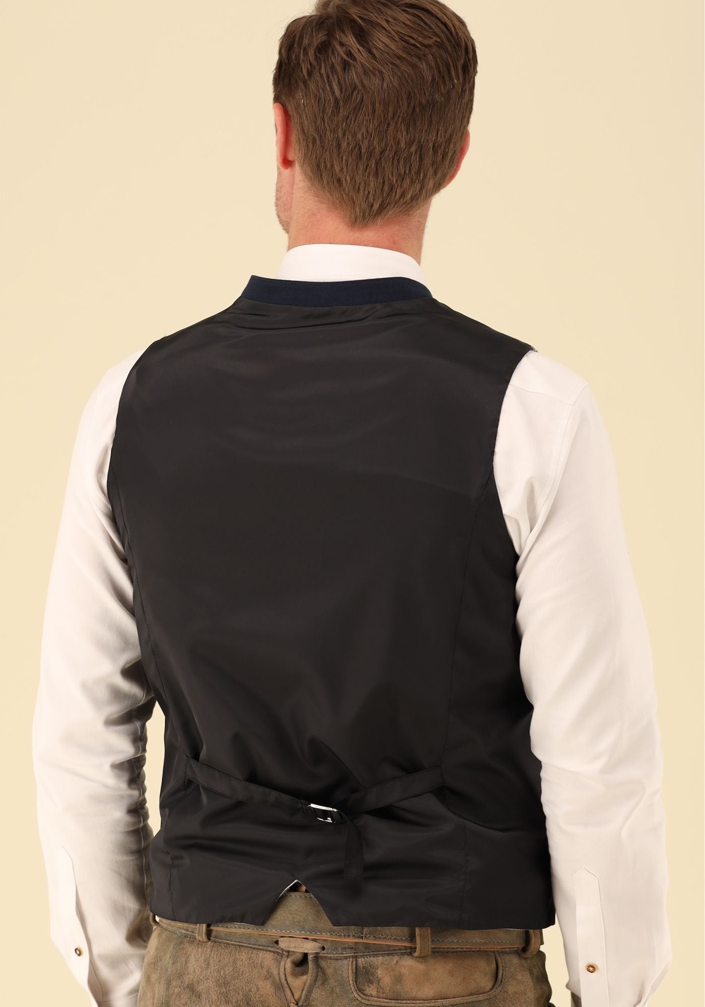 Gipfelstürmer Trachtenweste Slim Fit Guwipi