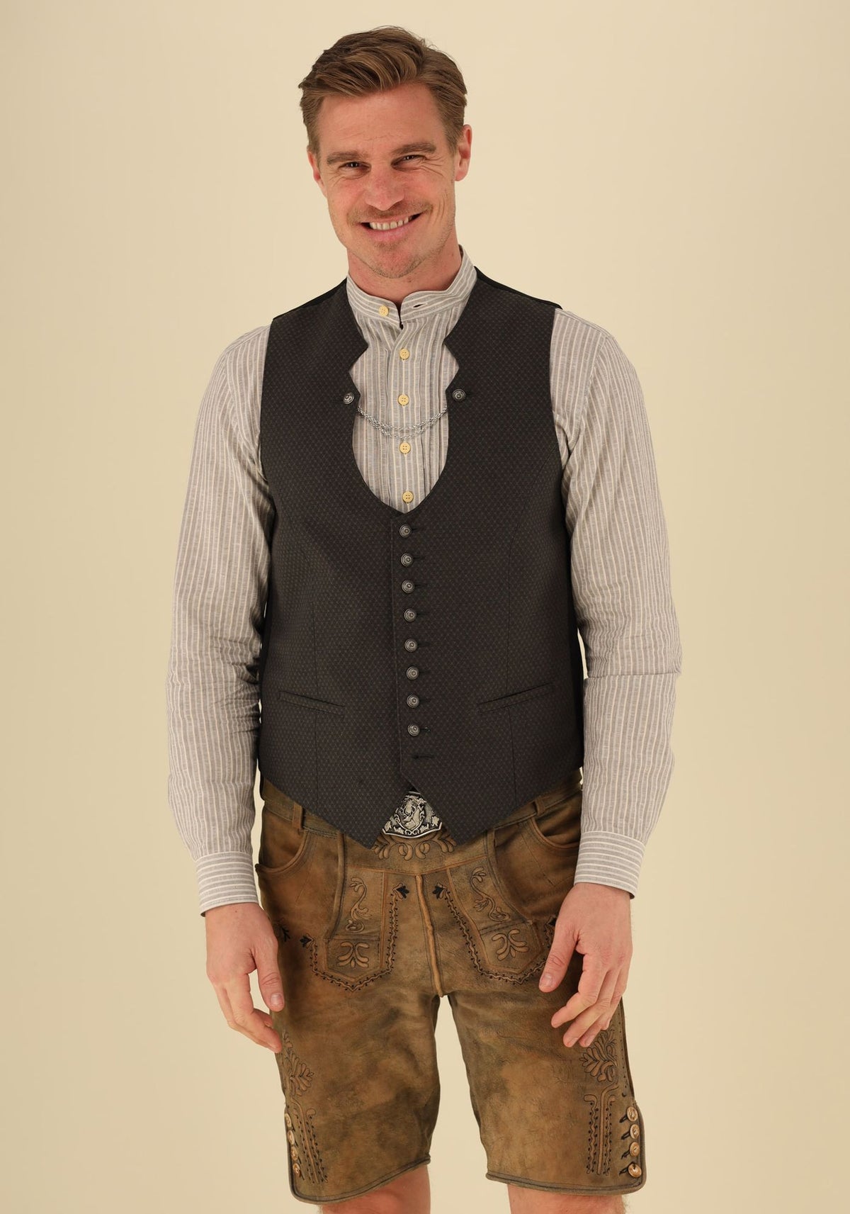 Gipfelstürmer Trachtenweste Slim Fit Kelvar