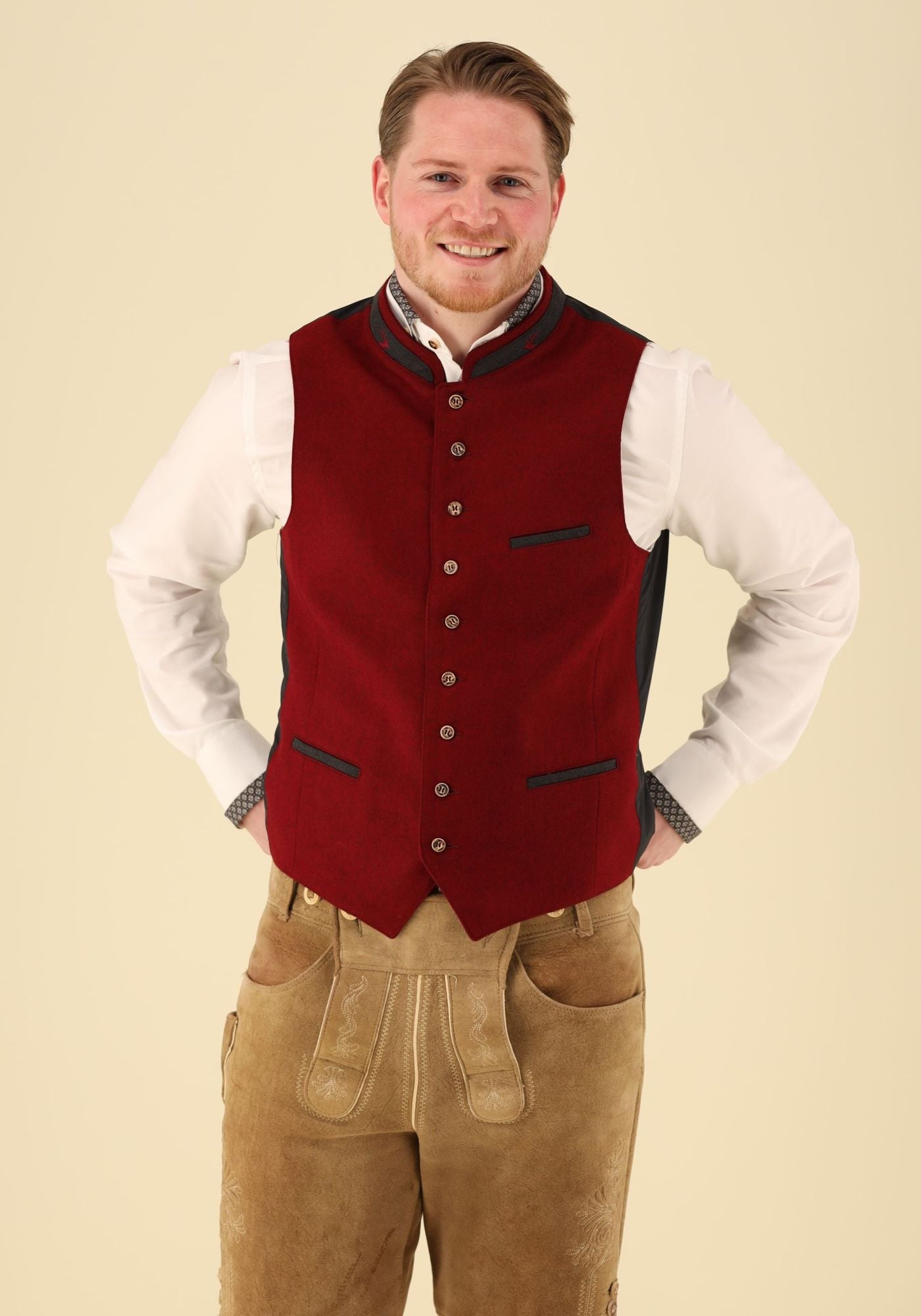 Gipfelstürmer Trachtenweste Slim Fit Ermoyo