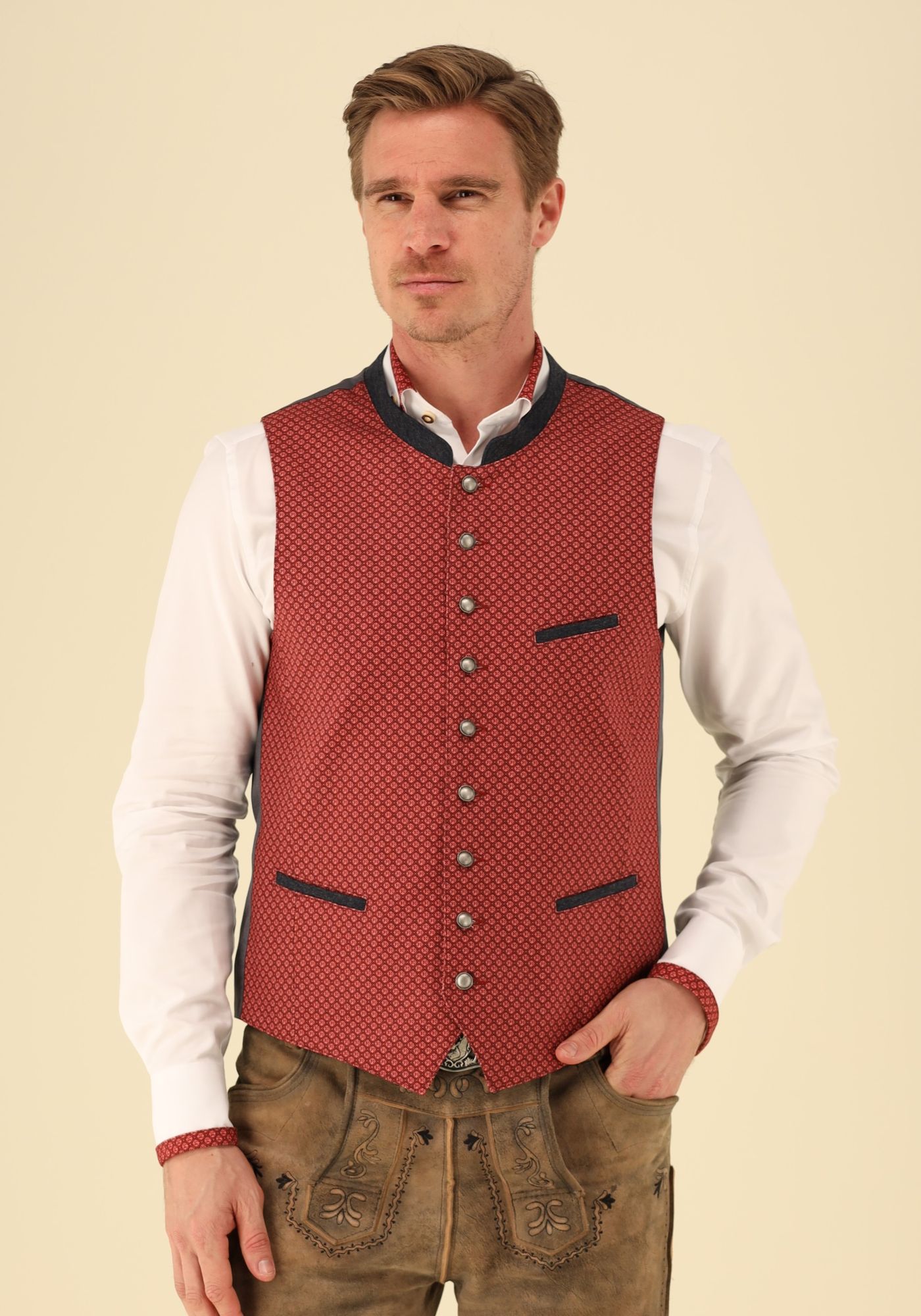 Gipfelstürmer Trachtenweste Slim Fit Drope