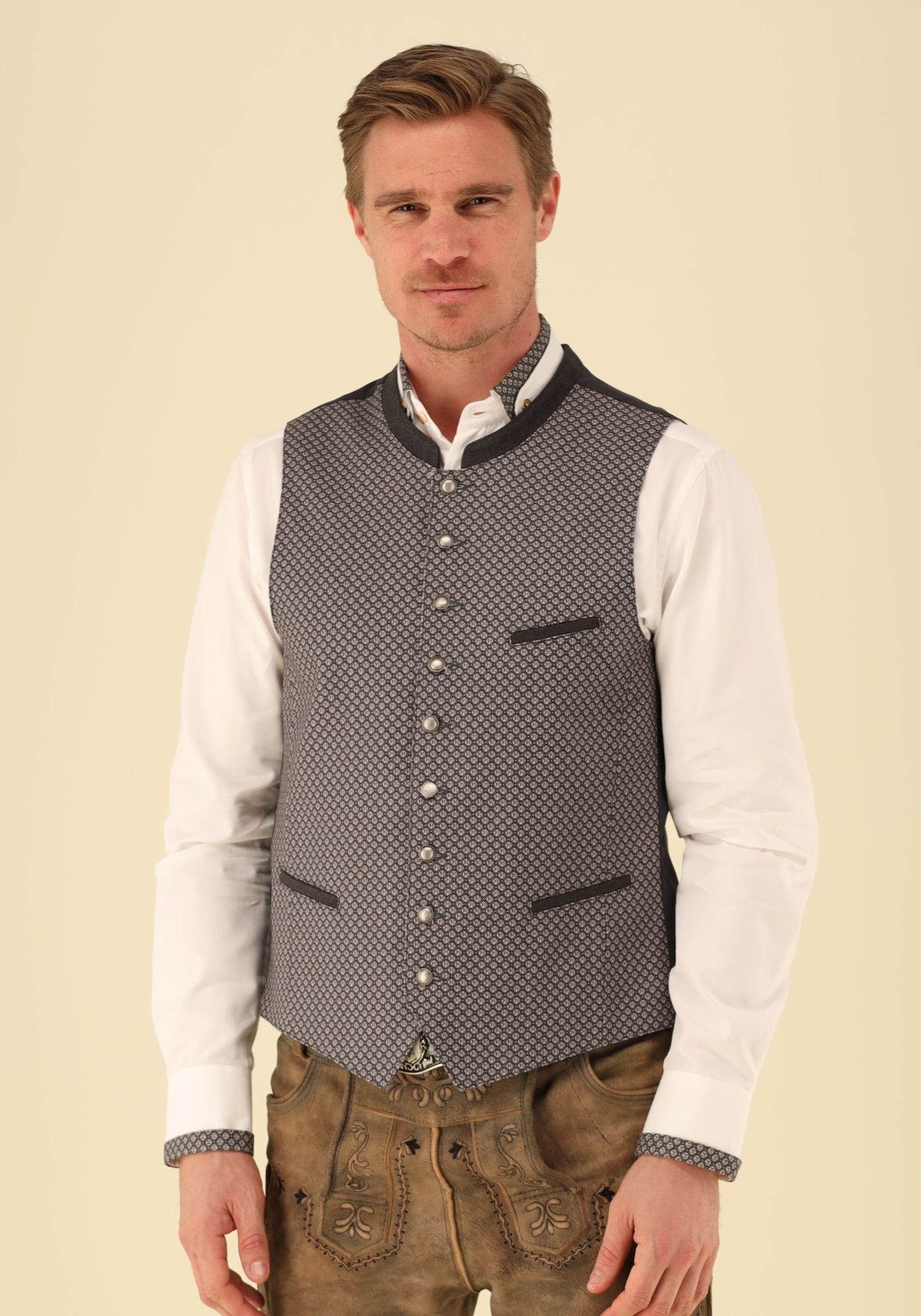 Gipfelstürmer Trachtenweste Slim Fit Drope