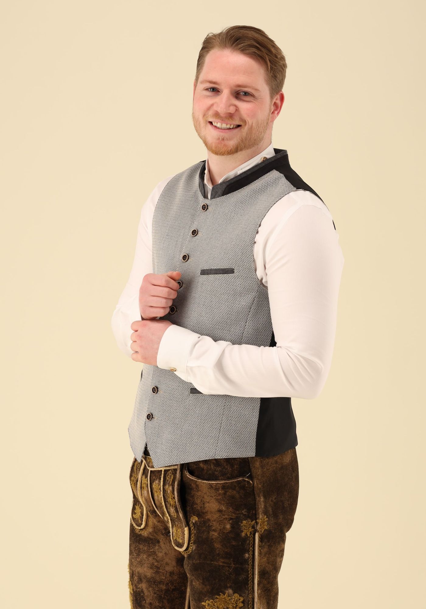 Gipfelstürmer Trachtenweste Slim Fit Pimigu