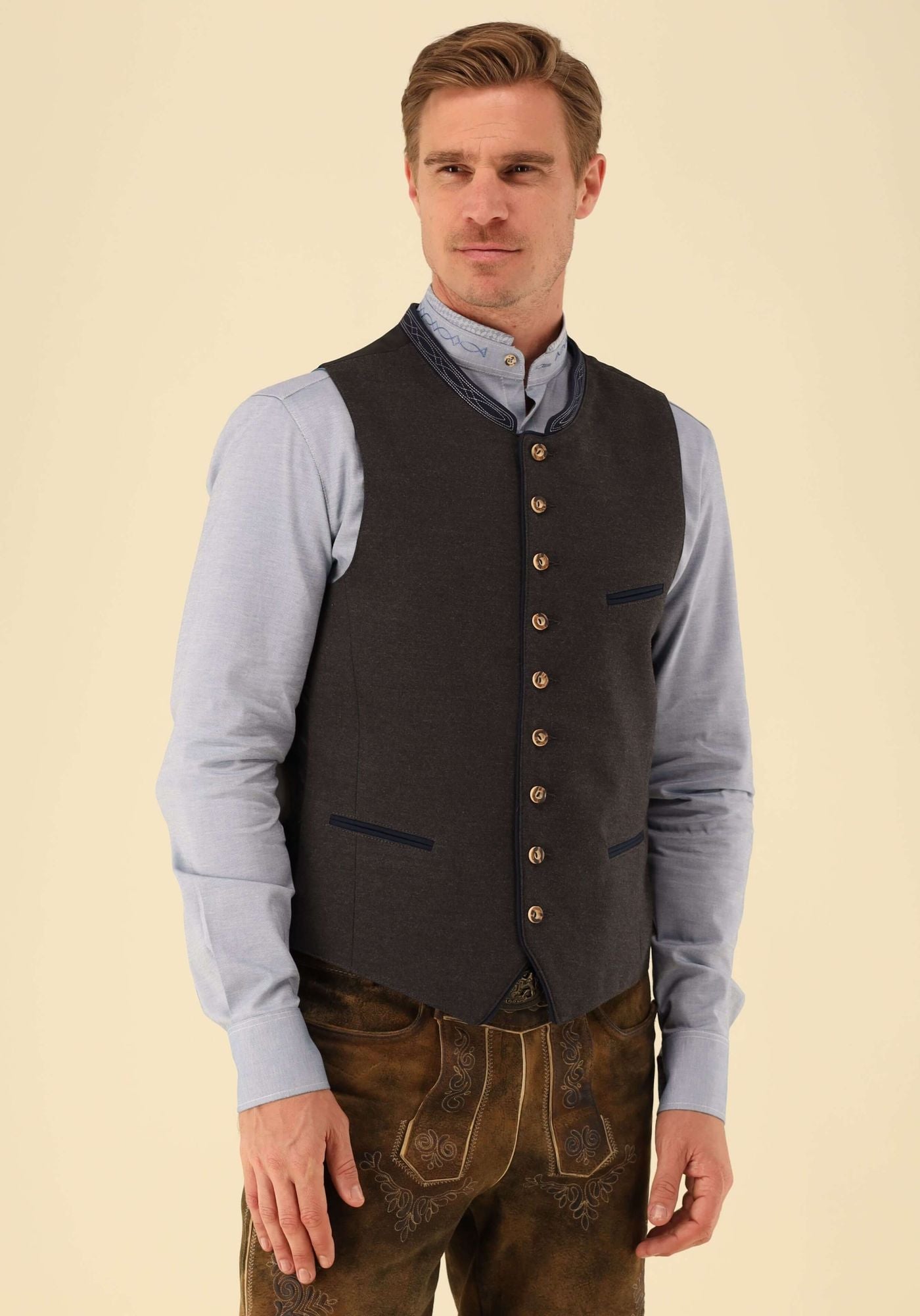 Gipfelstürmer Trachtenweste Slim Fit Liroo