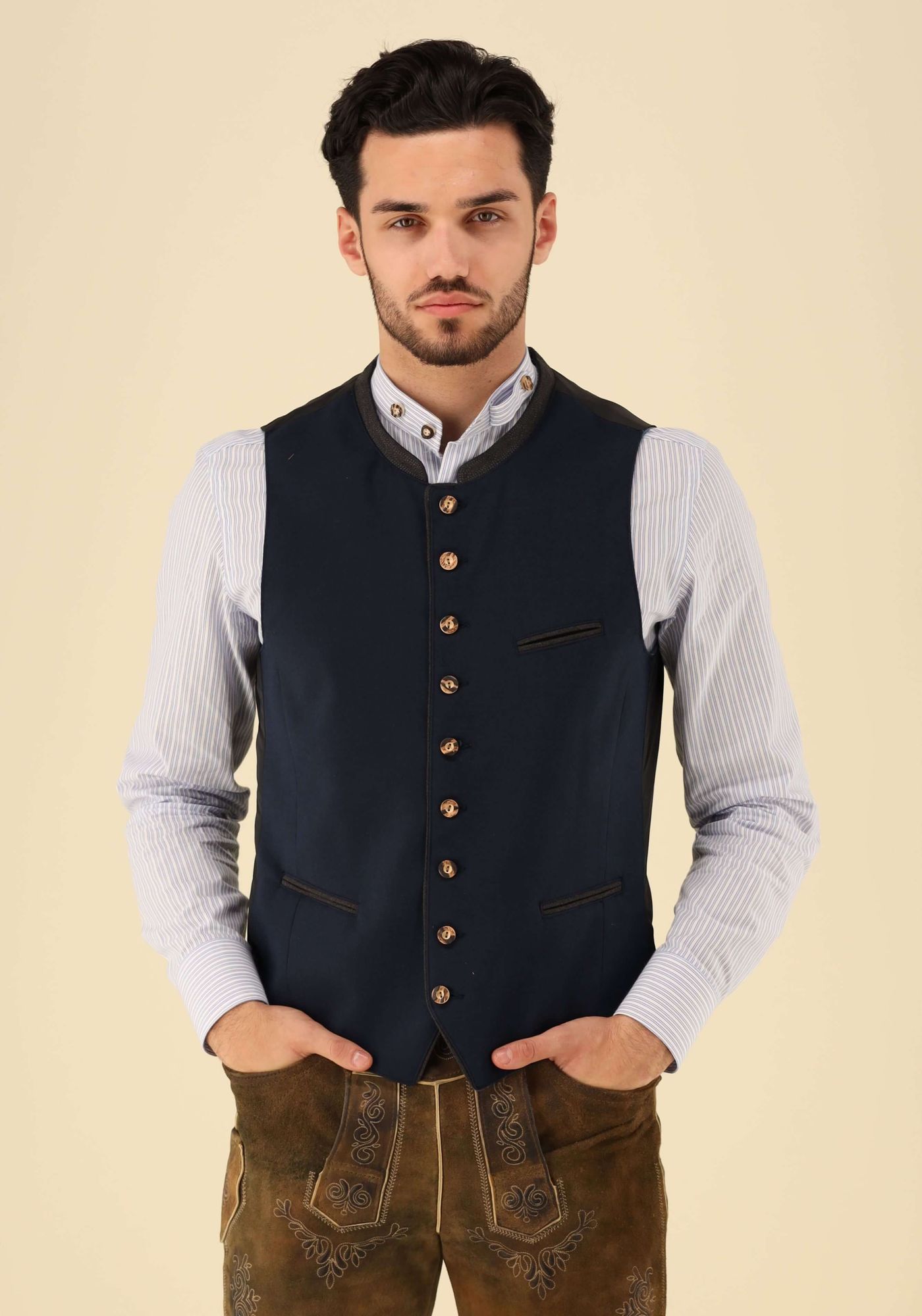 Gipfelstürmer Trachtenweste Slim Fit Liroo