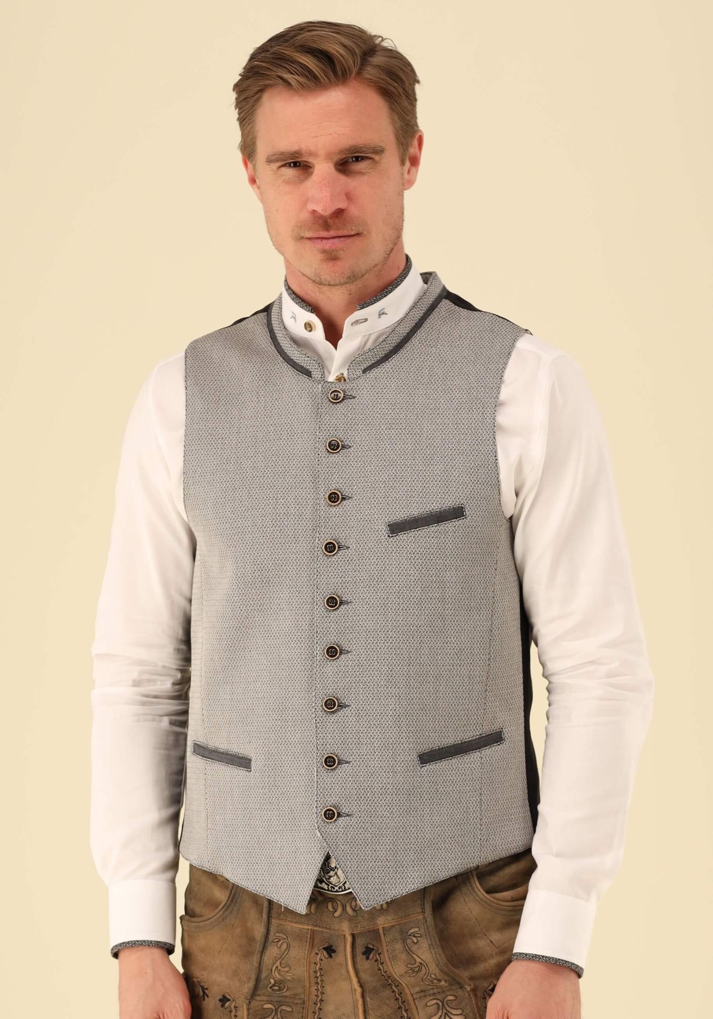 Gipfelstürmer Trachtenweste Slim Fit Etaze