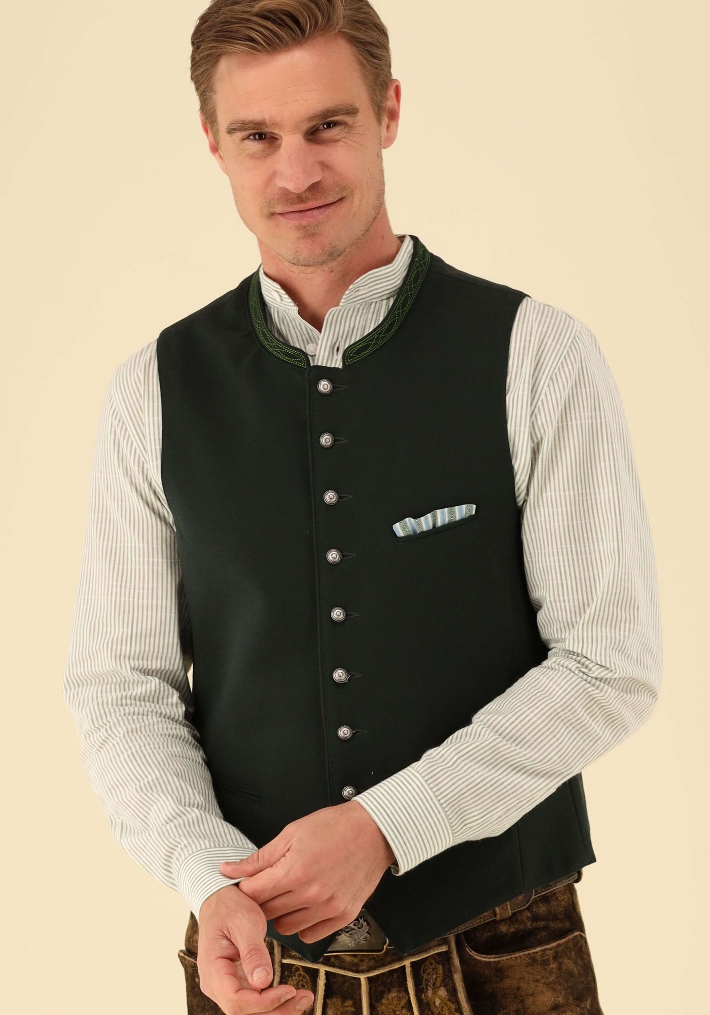 Gipfelstürmer Trachtenweste Slim Fit Lariko