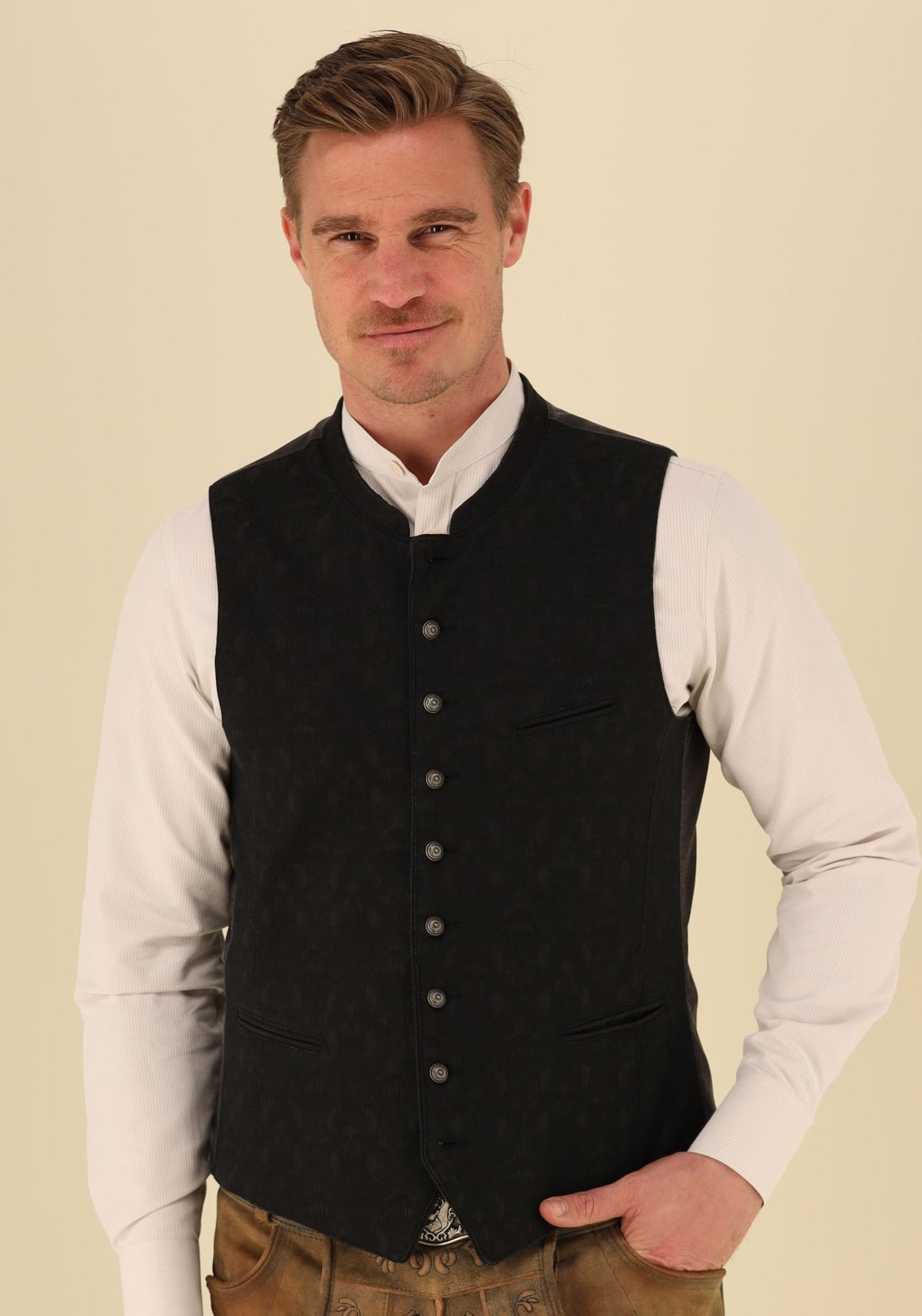 Gipfelstürmer Trachtenweste Slim Fit Timbo