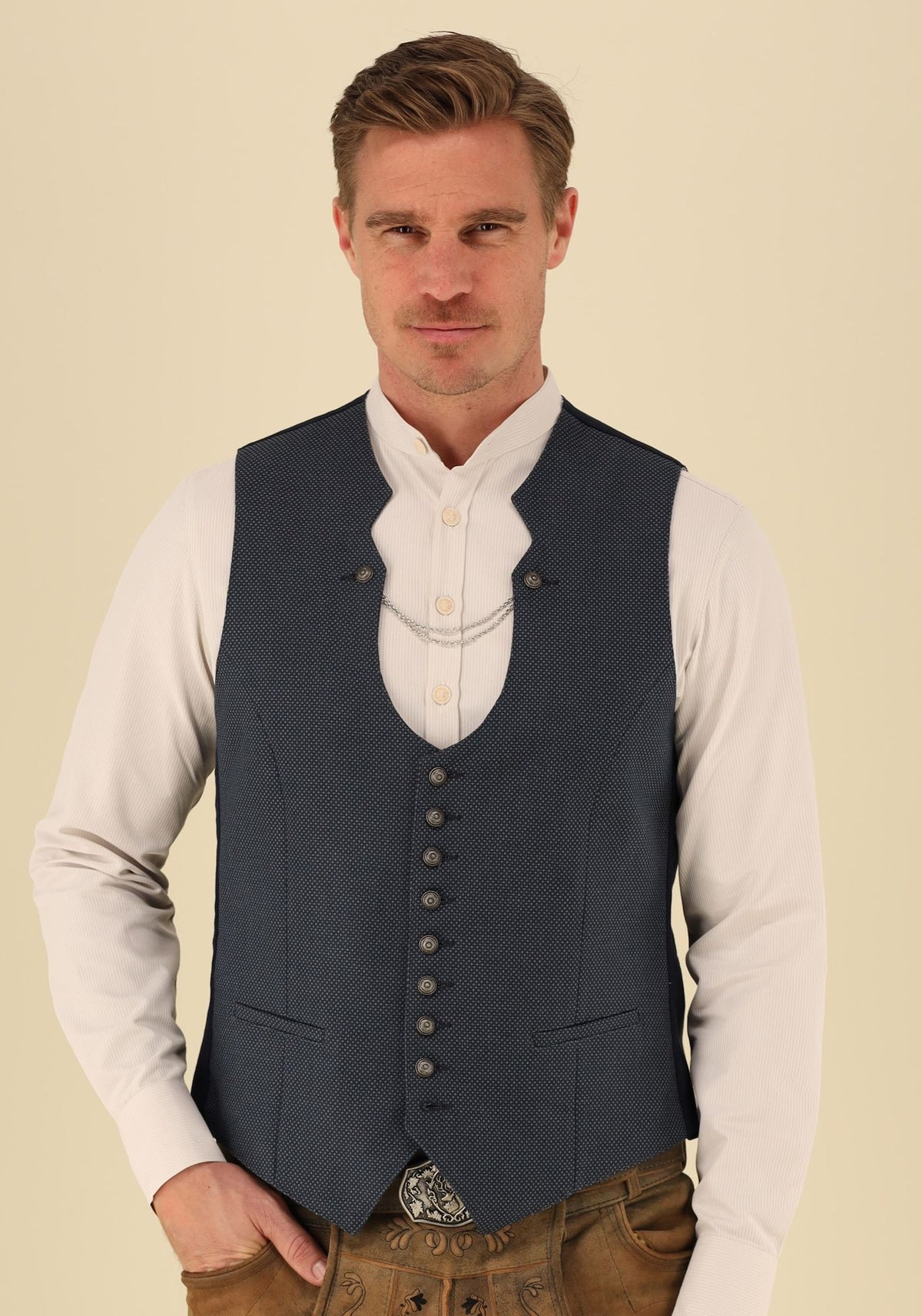 Gipfelstürmer Trachtenweste Slim Fit Wandor