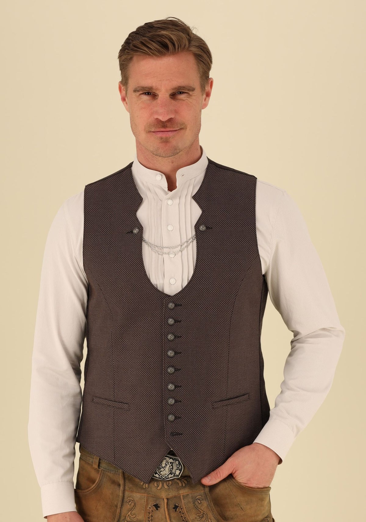 Gipfelstürmer Trachtenweste Slim Fit Wandor