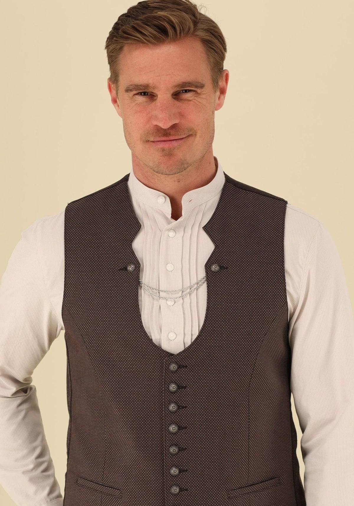Gipfelstürmer Trachtenweste Slim Fit Wandor