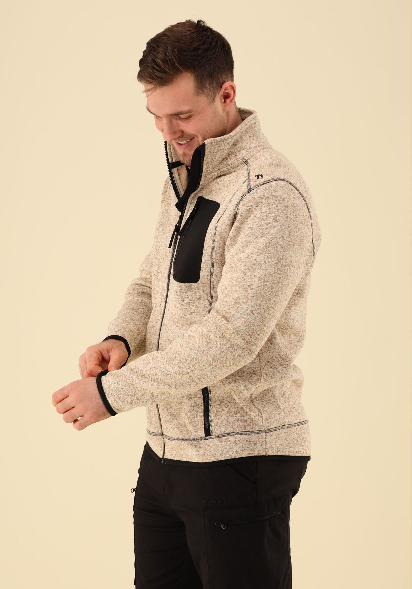 OS Trachten Orbis Herren Fleecejacke Strickfleecejacke Freizeitjacke mit Stehkragen hochgeschlossen Nucku