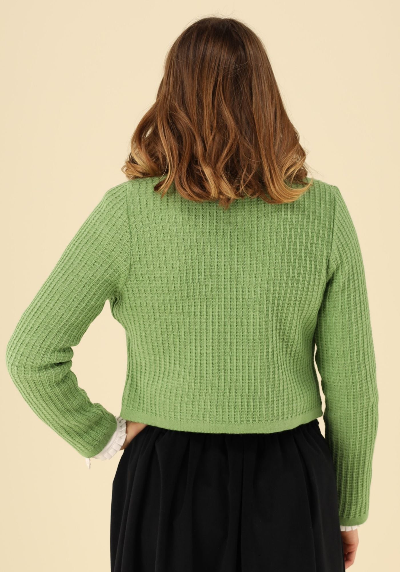 Gipfelstürmer Strickjacke Tailliert, kurz geschnitten Namiru