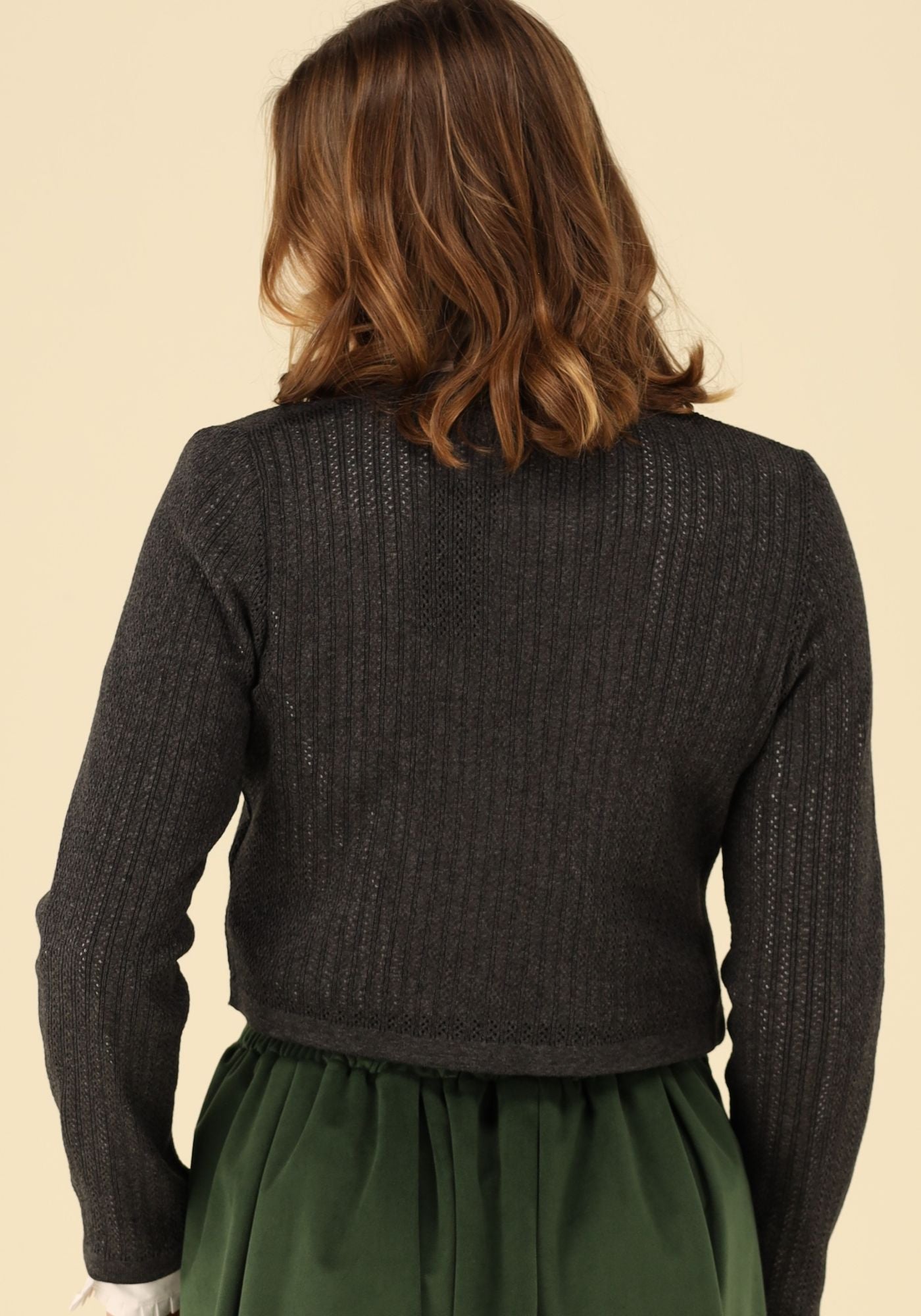 Gipfelstürmer Strickjacke Tailliert, kurz geschnitten Kamit